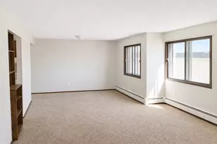 761 S 9th St, Bird Island, MN 55310 - Photo 1