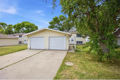 910-912 32nd Street N, Fargo, ND 58102 - Photo 1