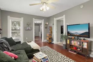 922 NE 18 1/2 Ave NE, Minneapolis, MN 55418 - Photo 17