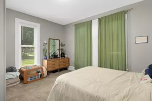 922 NE 18 1/2 Ave NE, Minneapolis, MN 55418 - Photo 11