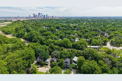 2015 Upton Avenue S, Minneapolis, MN 55405 - Photo 57