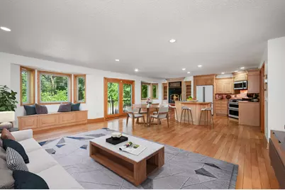2015 Upton Avenue S, Minneapolis, MN 55405 - Photo 5