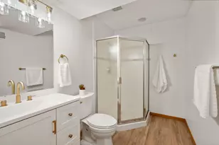 2015 Upton Ave S, Minneapolis, MN 55405 - Photo 27
