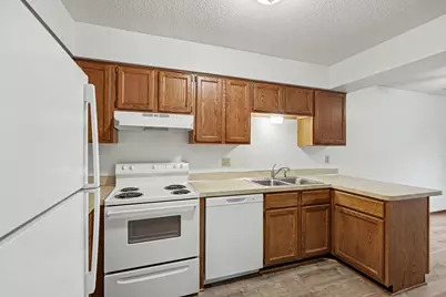 4647 Penkwe Way, Eagan, MN 55122 - Photo 11