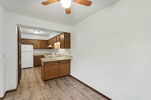 4647 Penkwe Way, Eagan, MN 55122 - Photo 9