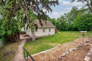 1155 4th St E, Saint Paul, MN 55106 - Photo 33