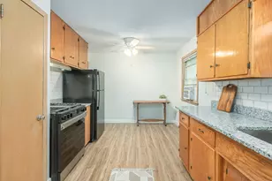 1155 4th St E, Saint Paul, MN 55106 - Photo 11