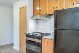 1155 4th St E, Saint Paul, MN 55106 - Photo 9