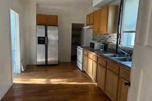 760 Minnehaha Ave E, Saint Paul, MN 55106 - Photo 3