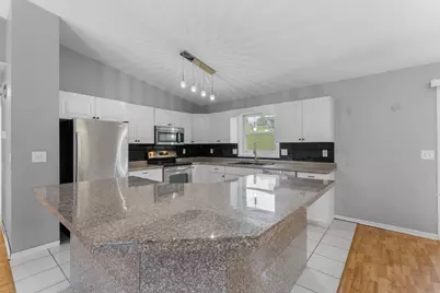 4403 7th Street NW, Rochester, MN 55901 - Photo 9