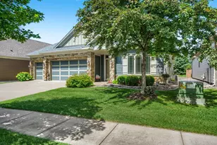 12286 Midway Cir NE, Blaine, MN 55449 - Photo 3