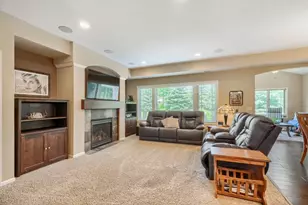 12286 Midway Cir NE, Blaine, MN 55449 - Photo 7
