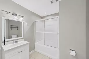 7598 Upper 23rd St N, Oakdale, MN 55128 - Photo 17