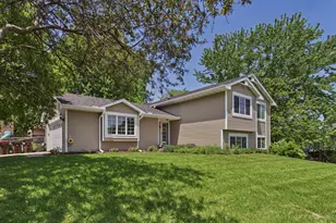 7598 Upper 23rd St N, Oakdale, MN 55128 - Photo 1
