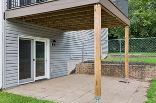 6111 45th St N, Oakdale, MN 55128 - Photo 35