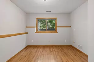 6111 45th St N, Oakdale, MN 55128 - Photo 27