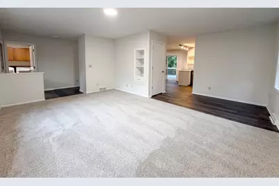 7483 Hydram Avenue S, Cottage Grove, MN 55016 - Photo 3