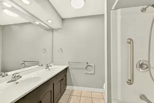 1019 11th St SW, Rochester, MN 55902 - Photo 15