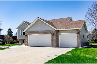 2715 33rd Street S, Fargo,  58103 - Photo 1