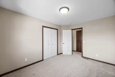10 8th Avenue SE, Isanti, MN 55040 - Photo 23