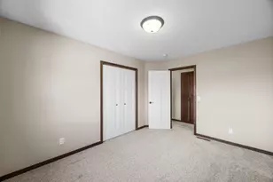 10 8th Ave SE, Isanti, MN 55040 - Photo 23