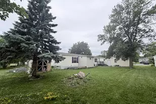 305 Mozart Ave E, Mankato, MN 56001 - Photo 3