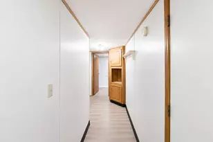 305 Mozart Ave E, Mankato, MN 56001 - Photo 7