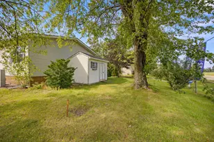 1845 83rd St W, Inver Grove Heights, MN 55077 - Photo 21