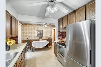 7538 Spring Lake Road, Mounds View, MN 55112 - Photo 9