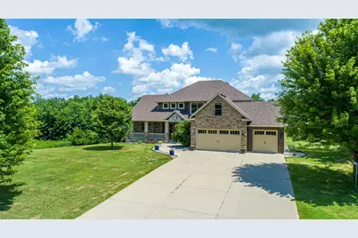 11205 Circle Lake Lane, Faribault, MN 55021 - Photo 3