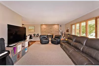 612 7th Avenue SW, Faribault, MN 55021 - Photo 9