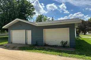 100 Deschepper St, Marshall, MN 56258 - Photo 25