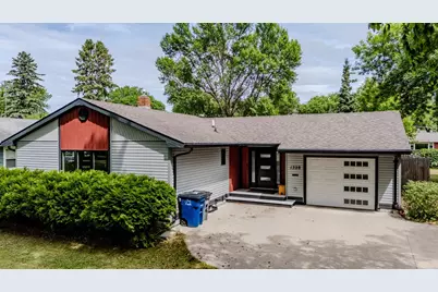 1328 18th Avenue S, Moorhead, MN 56560 - Photo 3