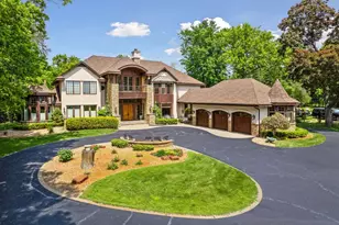 1910 Shoreline Dr, Wayzata, MN 55391 - Photo 3