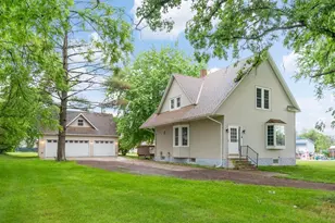 506 3rd St SW, Montgomery, MN 56069 - Photo 3