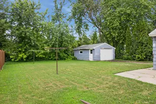 2002 Worcester Ave, Saint Paul, MN 55116 - Photo 27