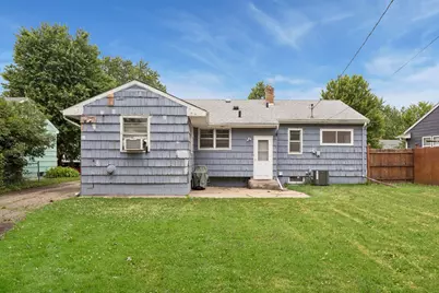 2002 Worcester Avenue, Saint Paul, MN 55116 - Photo 25