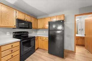 4856 Helena Ln N, Oakdale, MN 55128 - Photo 13
