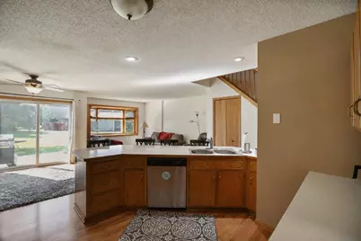 9818 Palm Street NW, Coon Rapids, MN 55433 - Photo 5