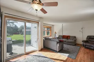 9818 Palm St NW, Coon Rapids, MN 55433 - Photo 9