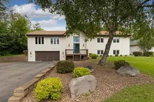 13789 Holyoke Ln, Apple Valley, MN 55124 - Photo 1