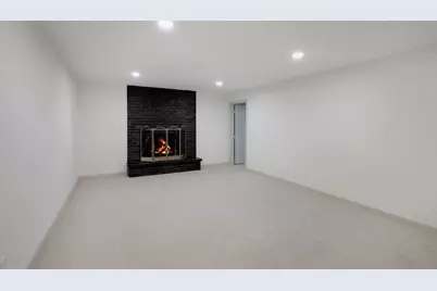 2911 Troseth Road, Roseville, MN 55113 - Photo 31