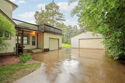 2911 Troseth Road, Roseville, MN 55113 - Photo 3
