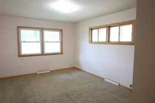 626 Oak St, Breckenridge, MN 56520 - Photo 15