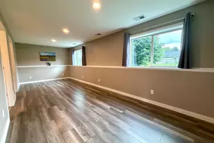 38313 Harder Ave, North Branch, MN 55056 - Photo 11