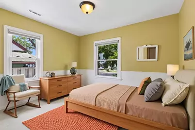 1806 Montana Avenue E, Saint Paul, MN 55119 - Photo 15