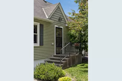 1806 Montana Avenue E, Saint Paul, MN 55119 - Photo 7