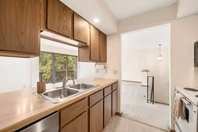 336 W 5th Street, Waconia, MN 55387 - Photo 9