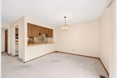 336 W 5th Street, Waconia, MN 55387 - Photo 7