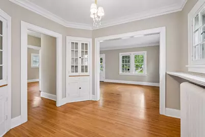 387 Cretin Avenue S, Saint Paul, MN 55105 - Photo 13